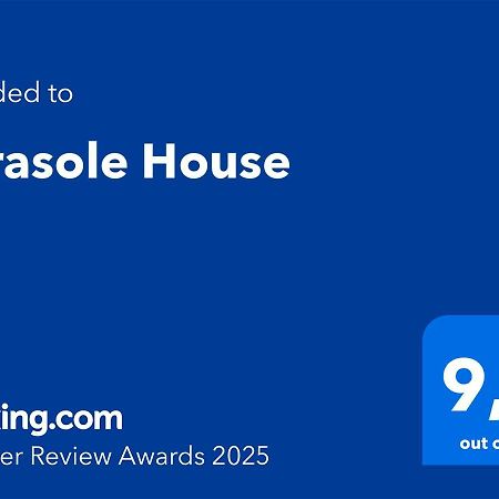 マッサ・ルブレンセ Mirasole Houseヴィラ エクステリア 写真