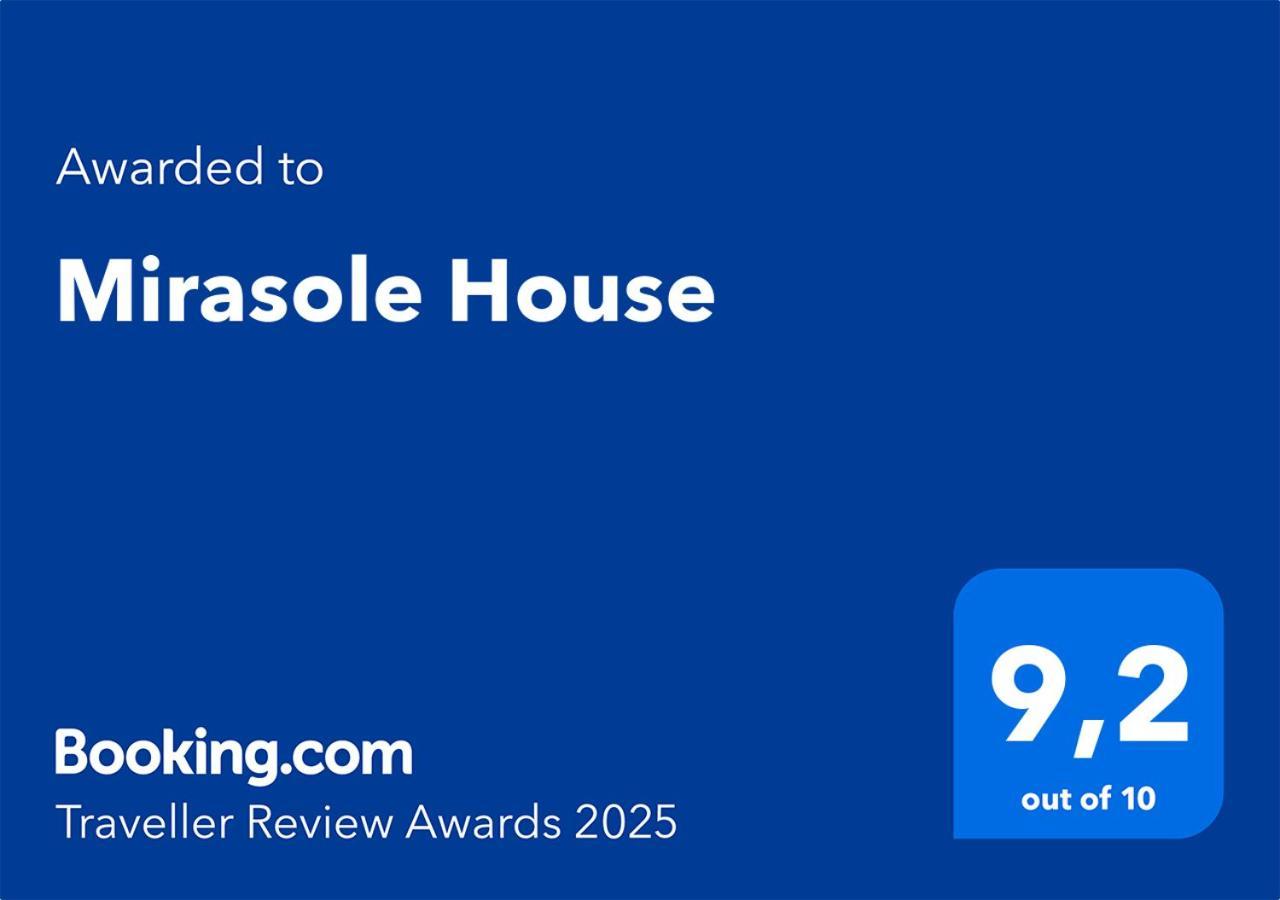 マッサ・ルブレンセ Mirasole Houseヴィラ エクステリア 写真